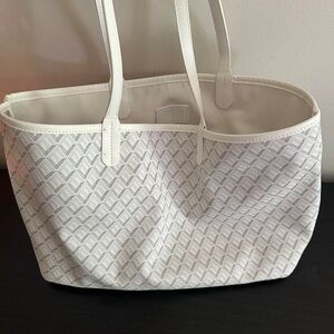 Elegant White Tote Bag